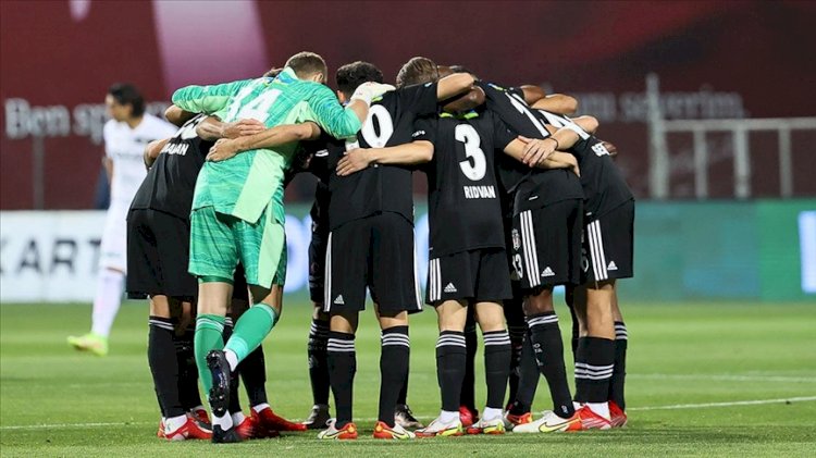 Ajax-Beşiktaş maçının ilk 11'leri belli oldu