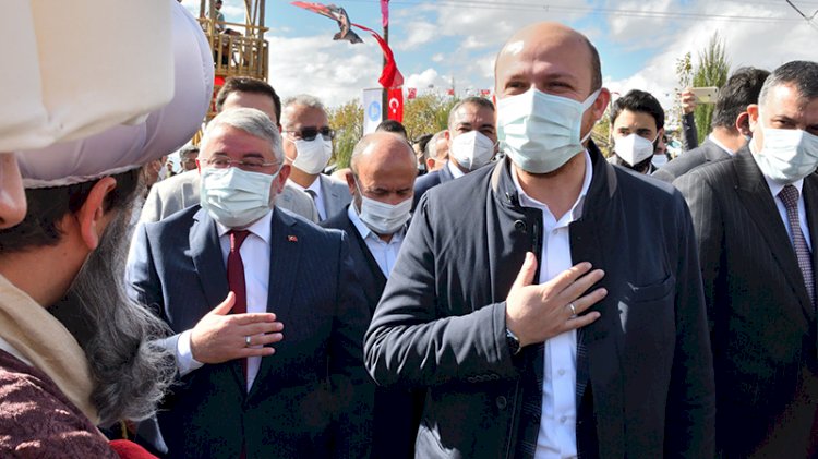 Bilal Erdoğan TÜGVA'cılara böyle seslendi: Kıskanıyorlar
