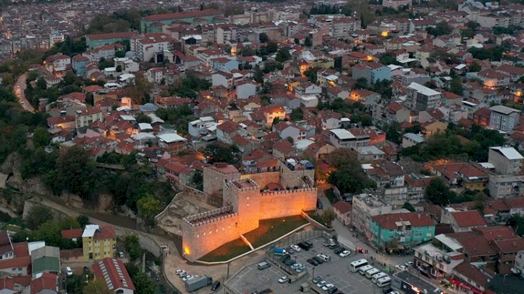 2 bin 300 yıllık tarihi 'Zindan Kapı' sanata açıldı