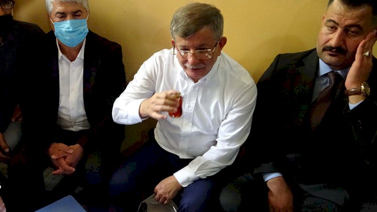 Yeniden 'açılım' isteyen Davutoğlu'ndan Erdoğan'la görüşme şartı