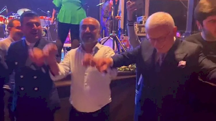 Ertuğrul Özkök ve İsmail Saymaz Diyarbakır'da halay çekti