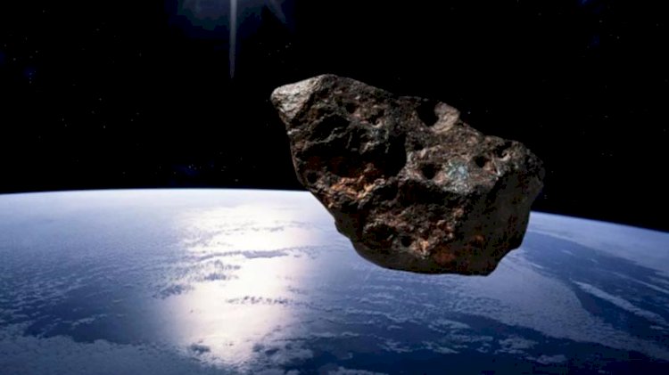 NASA'dan uyarı: 7 göktaşı Dünya'ya yaklaşıyor...
