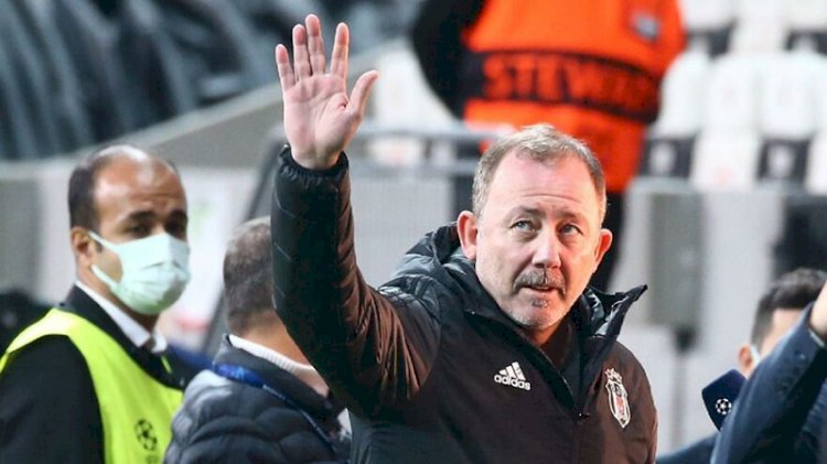 Beşiktaş taraftarı iki futbolcuyu ıslıkladı gerisini alkışladı