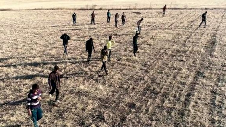 İran İçişleri'nden Afganlara: Gelmeyin