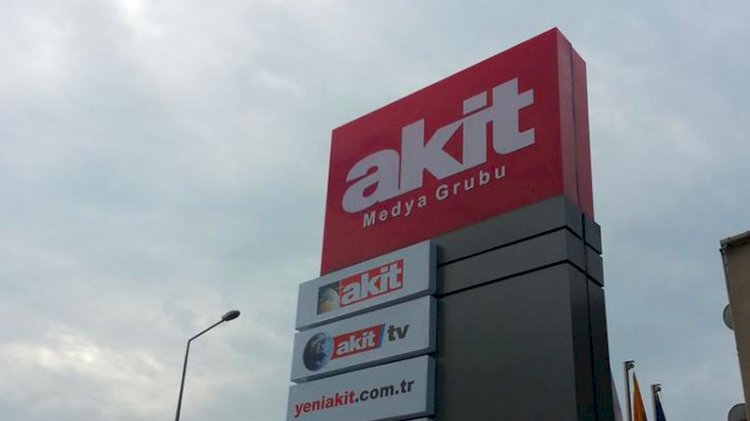 Yeni Akit'ten 'taciz' beğenisi!