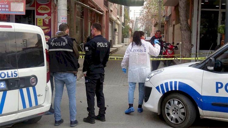 Kendisini uyaran polise çakı sapladı