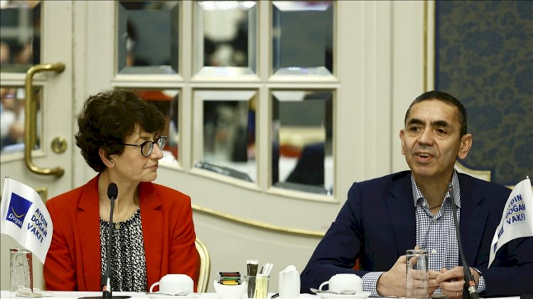 Uğur Şahin ve Özlem Türeci'den 'Omicron' açıklaması