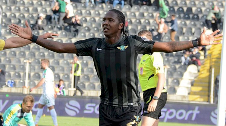 Yabancı futbolcuların dolandırılması davasında karar