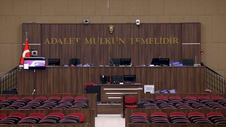 Darbe davasında 10 tahliye
