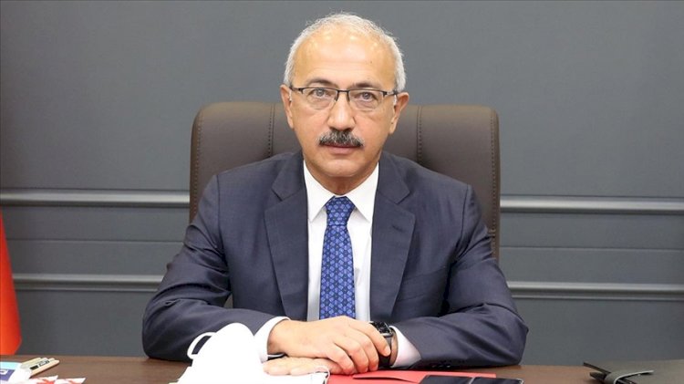 Resmi Gazete depremi... Hazine ve Maliye Bakanı değişti