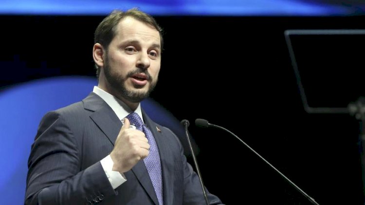AKP MKYK üyesi, Berat Albayrak için alkış istedi