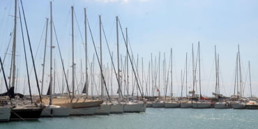 unlu-tatil-beldesine-son-24-saatte-20-binden-fazla-arac-giris-yapti_4959_dhaphoto3