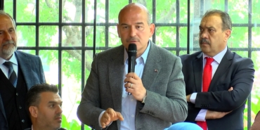 suleyman-soylu-pkknin-yaptigi-zafer-isaretini-yaptilar_8902_dhaphoto3