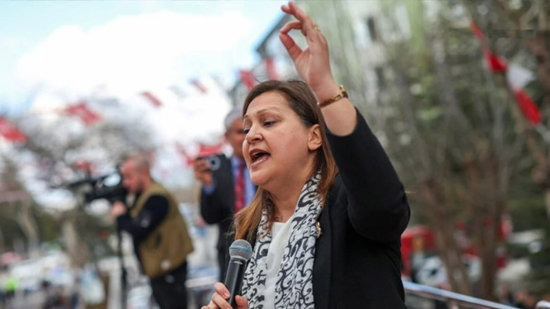 Burcu Köksal hakkında ‘AKP’ iddiası: ‘Eşi üzerinden tehdit ediliyor’
