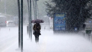 Bu illerde yaşayanlar dikkat! Meteoroloji alarm verdi: Sağanak, kar, çöl tozu…