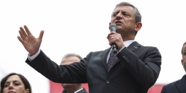 ozgur-ozel-miting