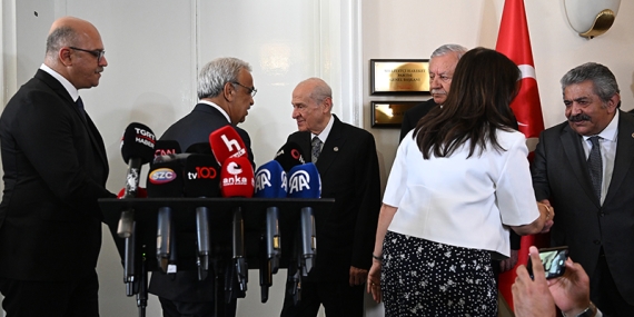 BAHCELİ2