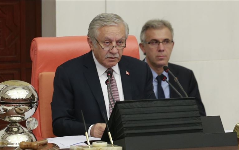 MHP’li Adan’dan AKP’li vekillere tepki: Nereye gidiyorsunuz arkadaş, ayıp ya!