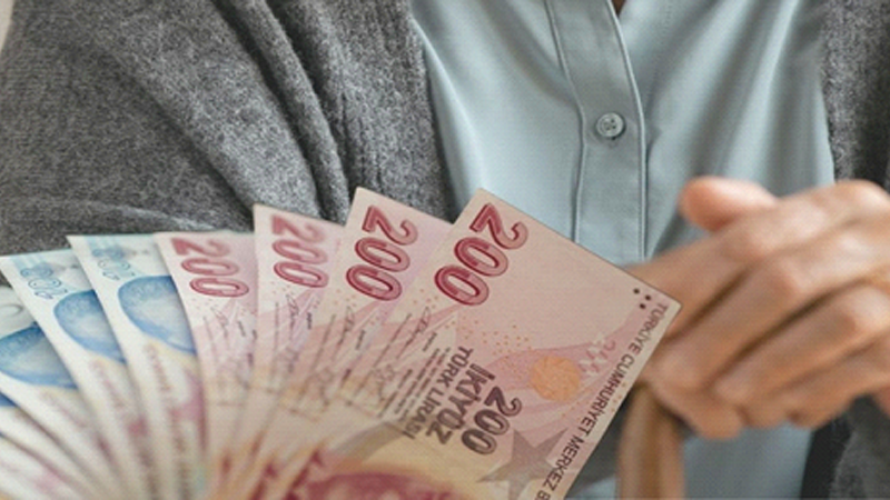 İşte emekli bayram ikramiyesi için kulislerde konuşulan en güçlü rakam…