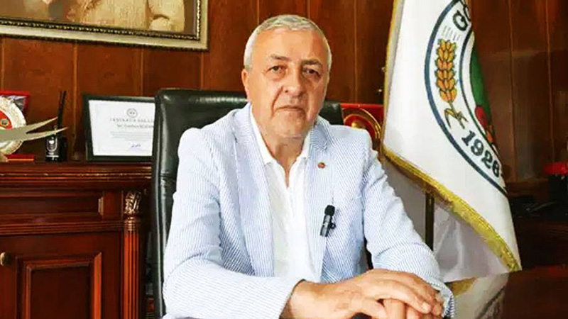 Belediyeyi 20 yıl sonra AKP’den almıştı: O başkan CHP’den istifa etti