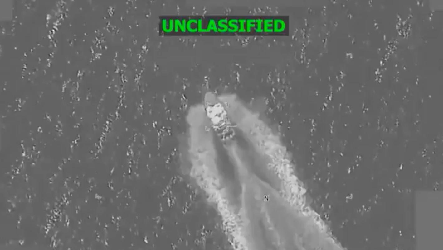 Trump talimatı vermişti… ABD Doğu Pasifik’te 3 tekneyi vurdu: 8 ölü