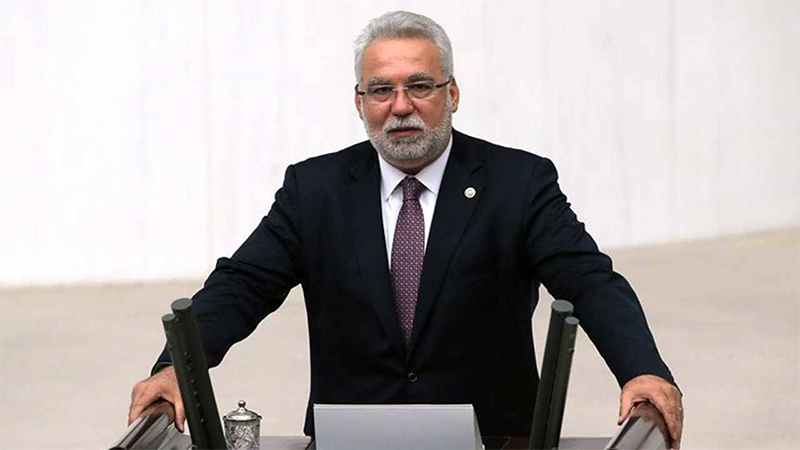 Eski AKP’li vekil Hüseyin Kocabıyık’a hapis ve tahliye kararı