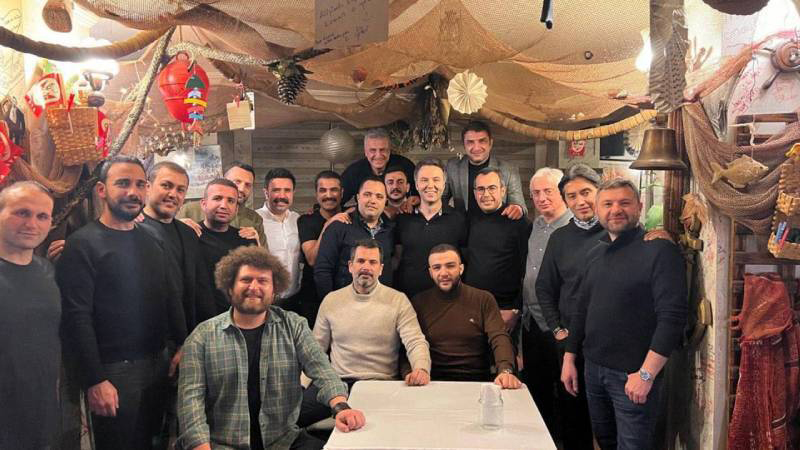 Sabah yazarı ‘Susurluk olmaya aday’ demişti: Binali Yıldırım’ın kardeşinden Mehmet Akif Ersoy’la olan fotoğrafına açıklama