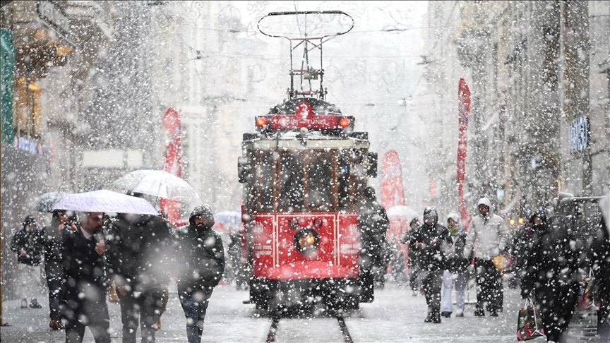 Meteoroloji uyardı: 8 ile sarı kod… İstanbul’a kar geliyor!