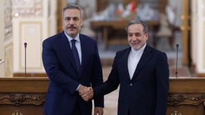 Hakan Fidan, İranlı mevkidaşıyla görüştü