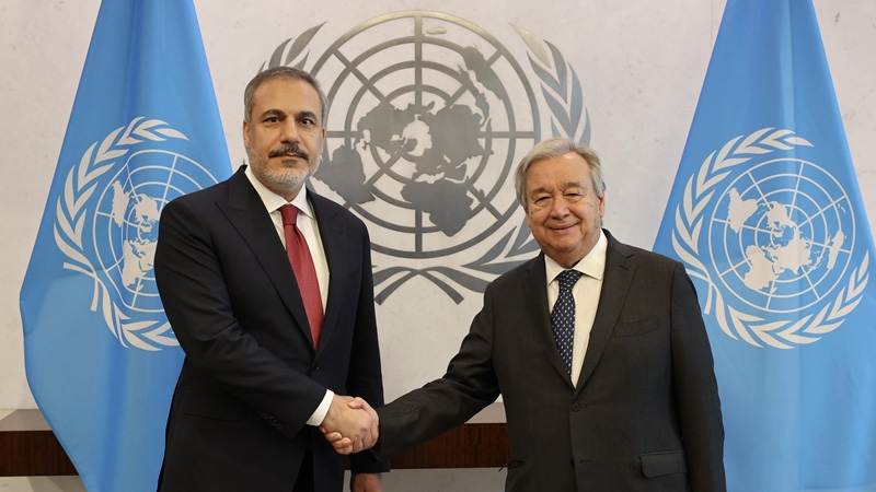 Hakan Fidan, BM Genel Sekreteri Guterres ile görüştü