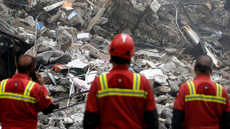 ABD-İsrail, İran’da 230’dan fazla çocuğu katletti!