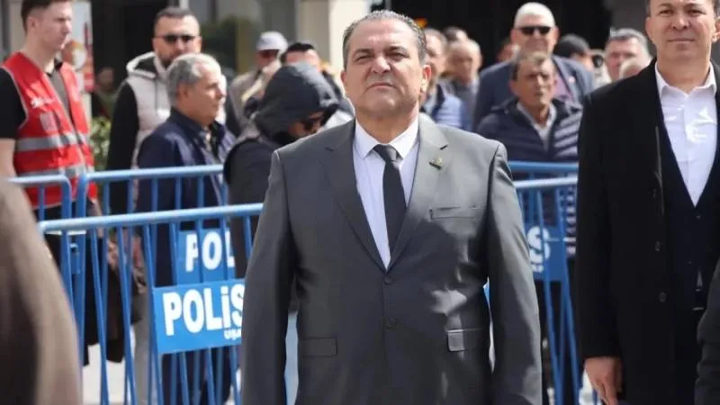 CHP’li başkan görevinden uzaklaştırıldı