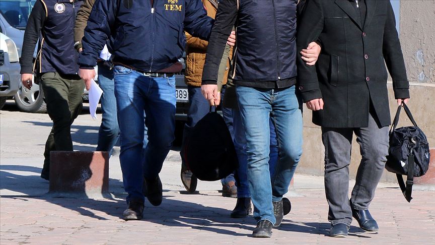 FETÖ’ye ‘TUS kampı’ operasyonu: Devlet hastanelerinde görevli çok sayıda doktora gözaltı!