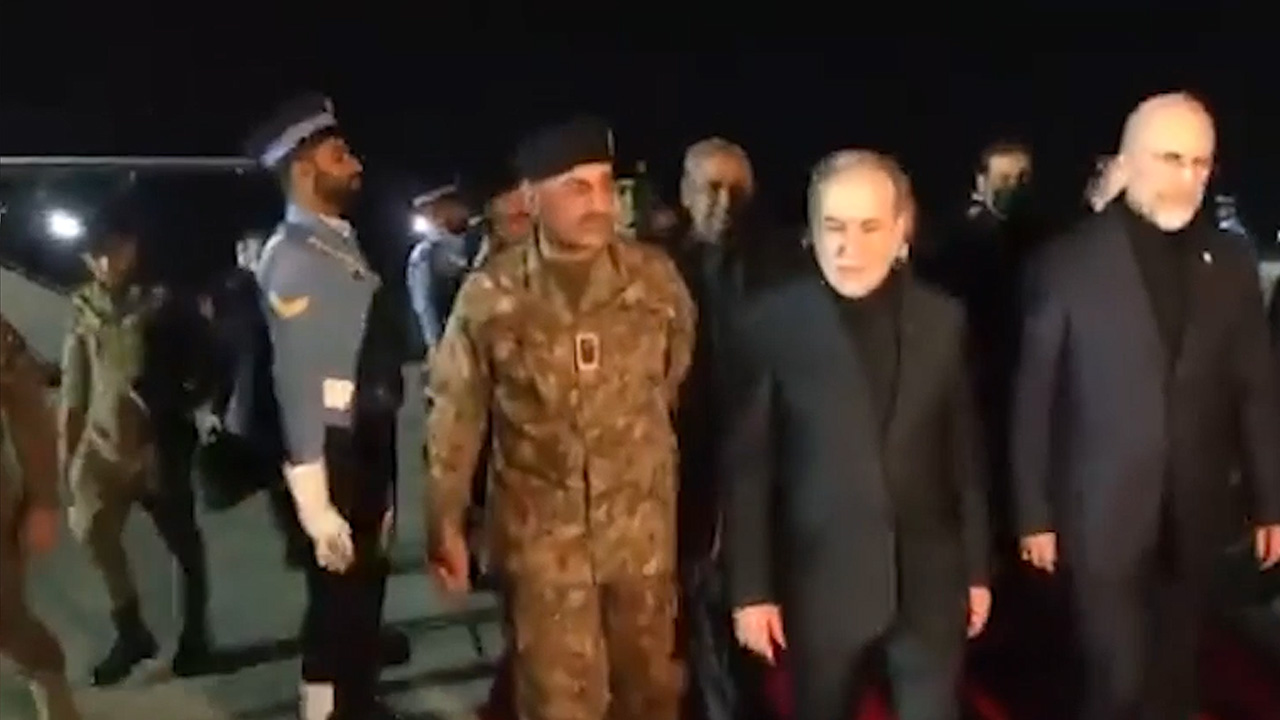 ABD ile ateşkesi görüşecekler: İran heyeti Pakistan’da