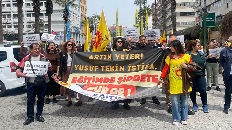 Öğretmenler okuldaki saldırı sonrası ülke genelinde iş bıraktı: Bakan Tekin’e istifa çağrısı