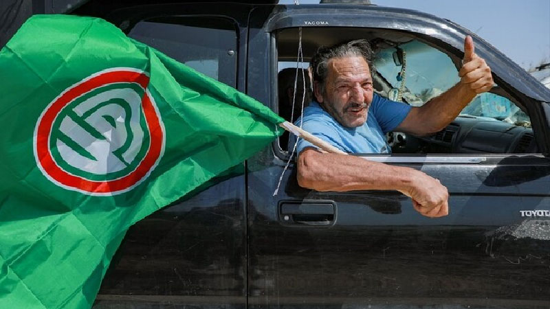 İsrail ile 10 günlük ateşkes: Lübnanlılar evlerine dönüyor