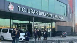 Uşak Belediyesi’ne ikinci dalga operasyon: CHP il başkanı ve Uşakspor Başkanı dahil 16 kişi tutuklandı